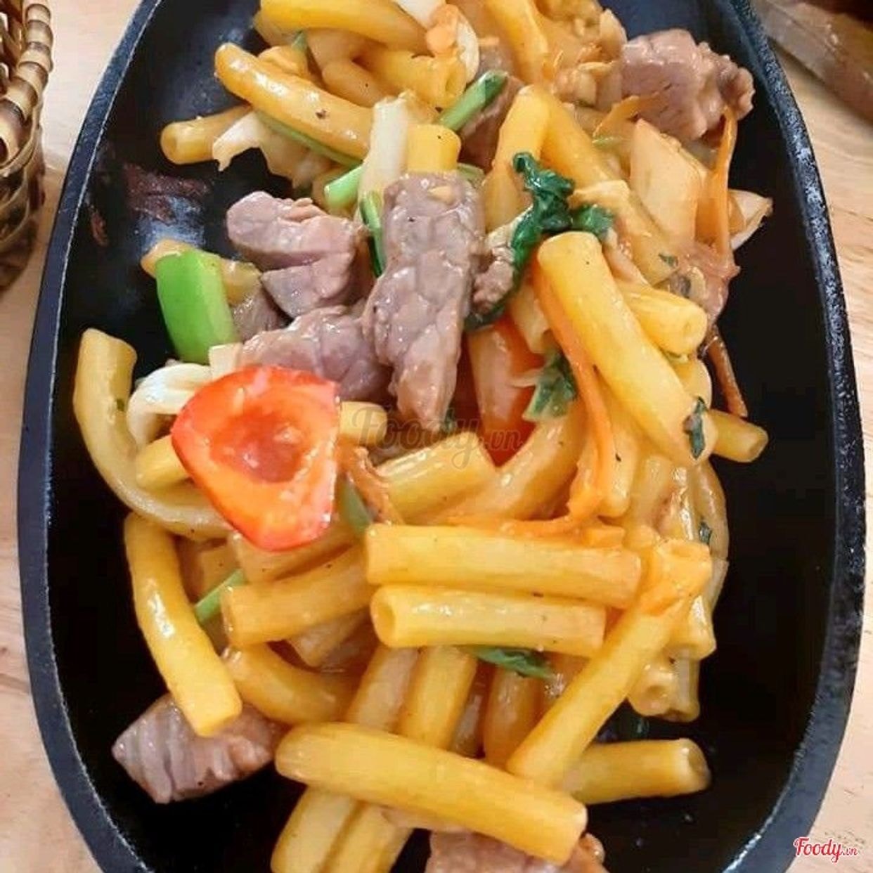 Hình ảnh Nui xào lúc lắc