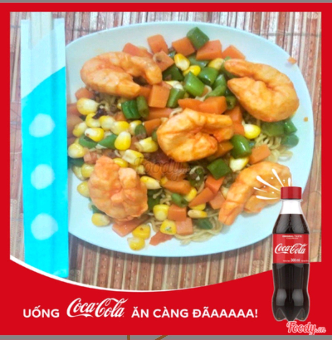 Hình ảnh Mì trộn tôm con + Coca
