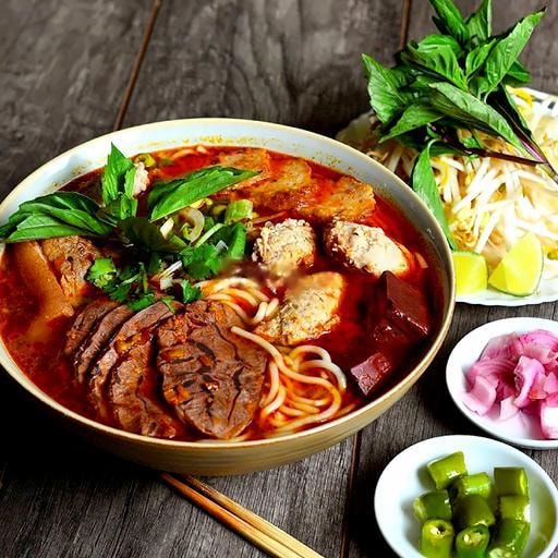 Hình ảnh Bún bò Huế bát vừa