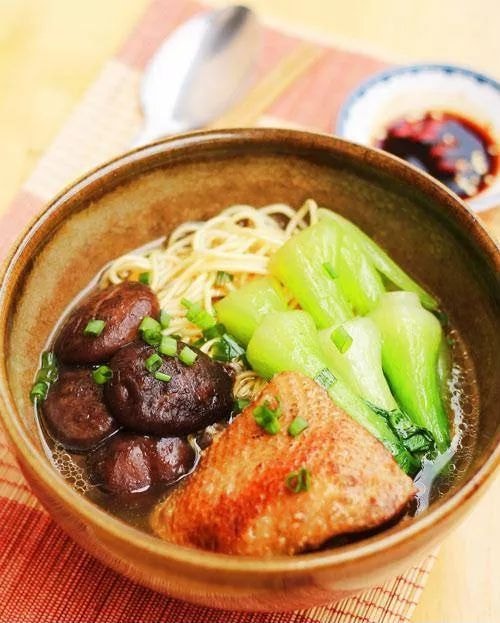 Hình ảnh Mì Vịt Tiềm Thịt