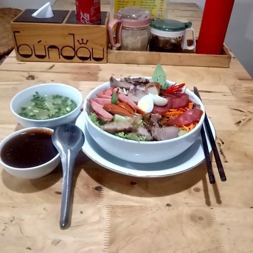 Hình ảnh Phở trộn thập cẩm