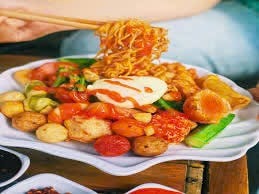 Hình ảnh Mì xúc xích+ 2 mì lạc xưởng +3 ly nước 