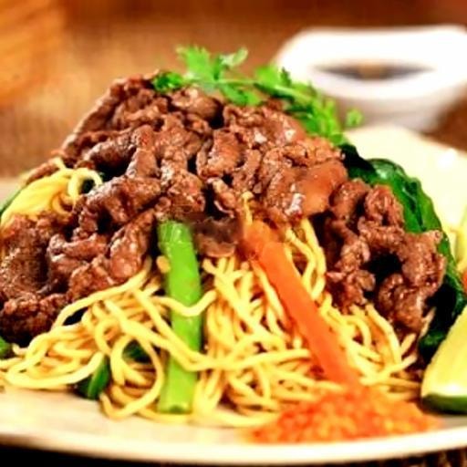 Hình ảnh Mì mềm xào bò
