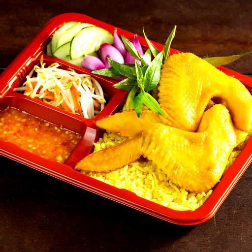 Hình ảnh Cơm Gà Cánh Lọc Xương + Coca