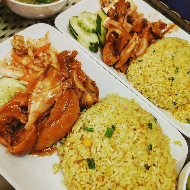 Hình ảnh Cơm chiên gà chua ngọt