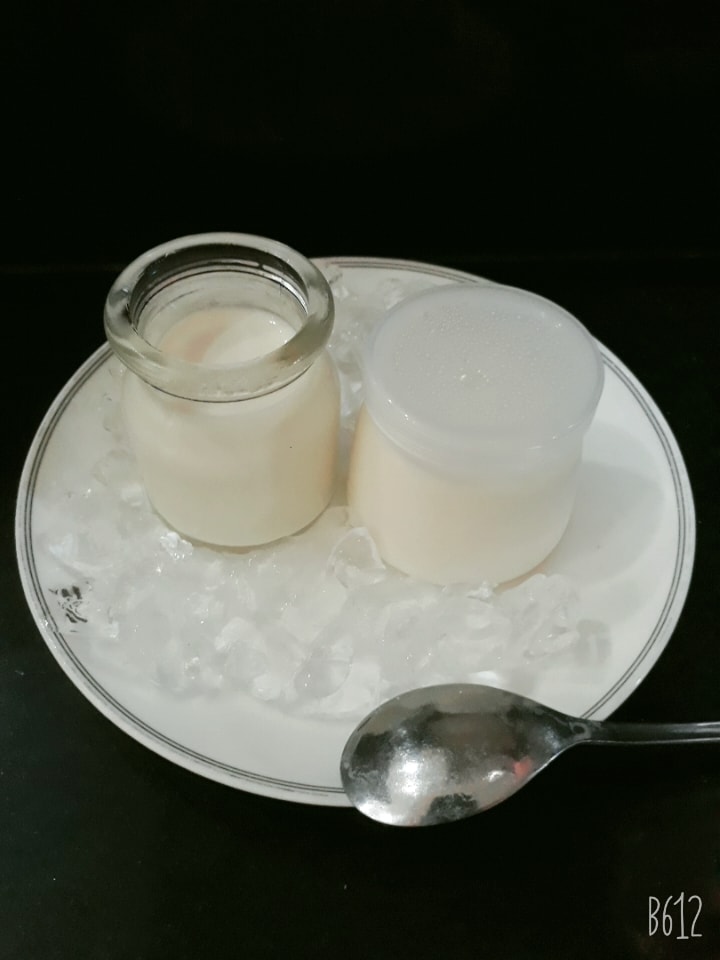 Hình ảnh Sữa chua dẻo hũ
