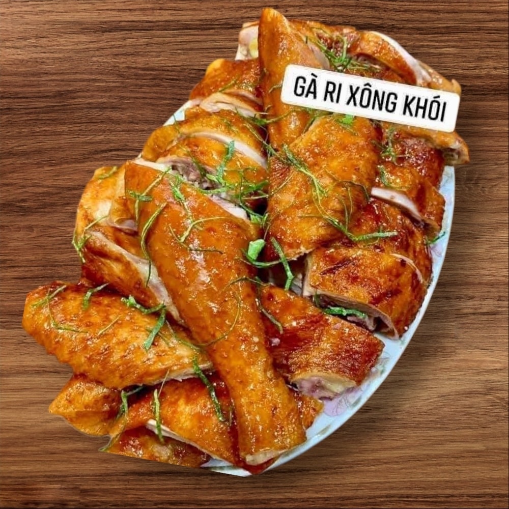 Hình ảnh Gà Ri Hun Khói 1/2 Con - Kèm Sốt Chấm