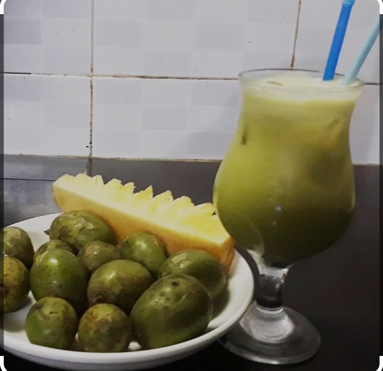 Hình ảnh Nước ép Thơm & Cóc