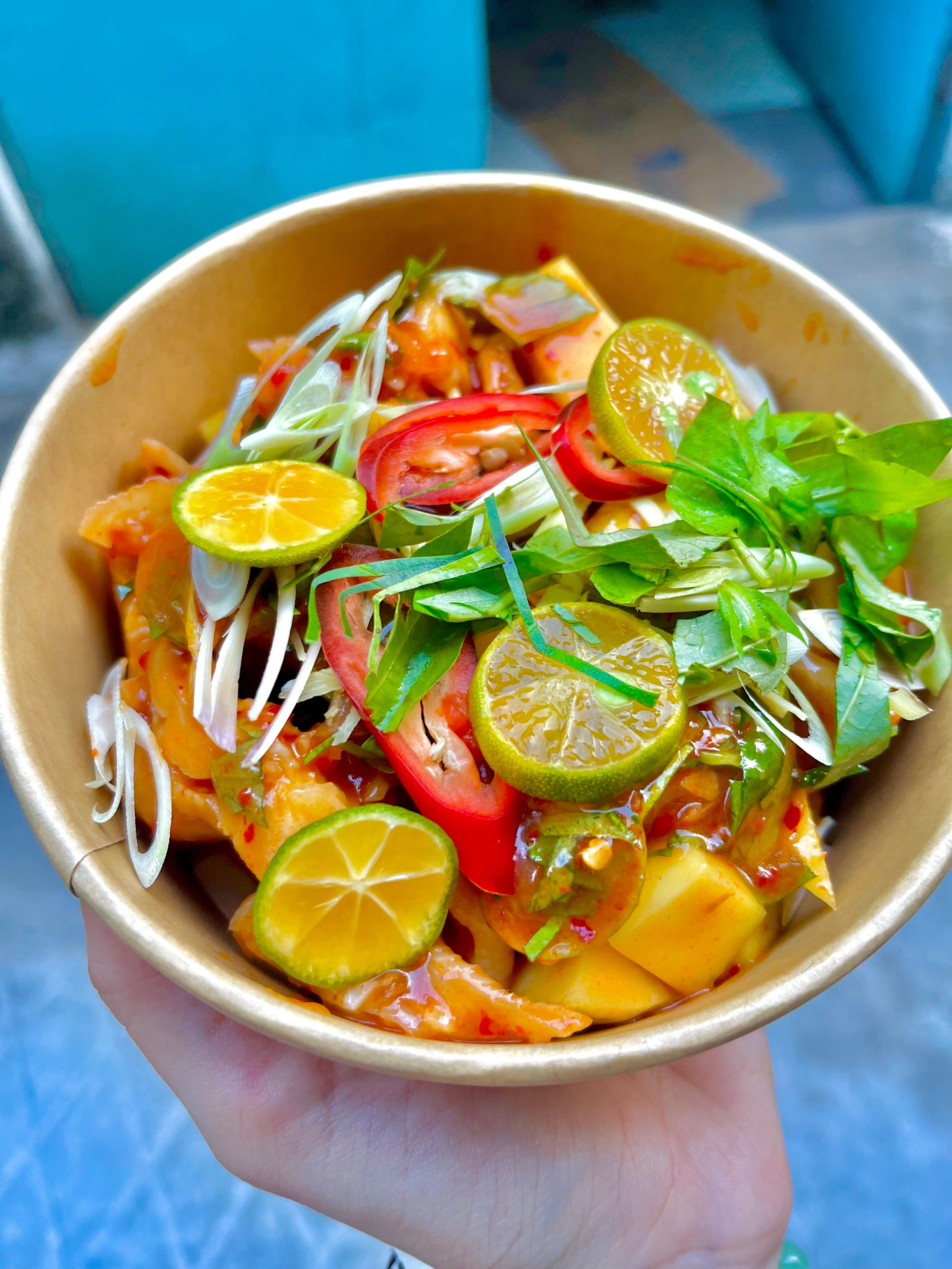 Hình ảnh Chân Gà Sốt Thái