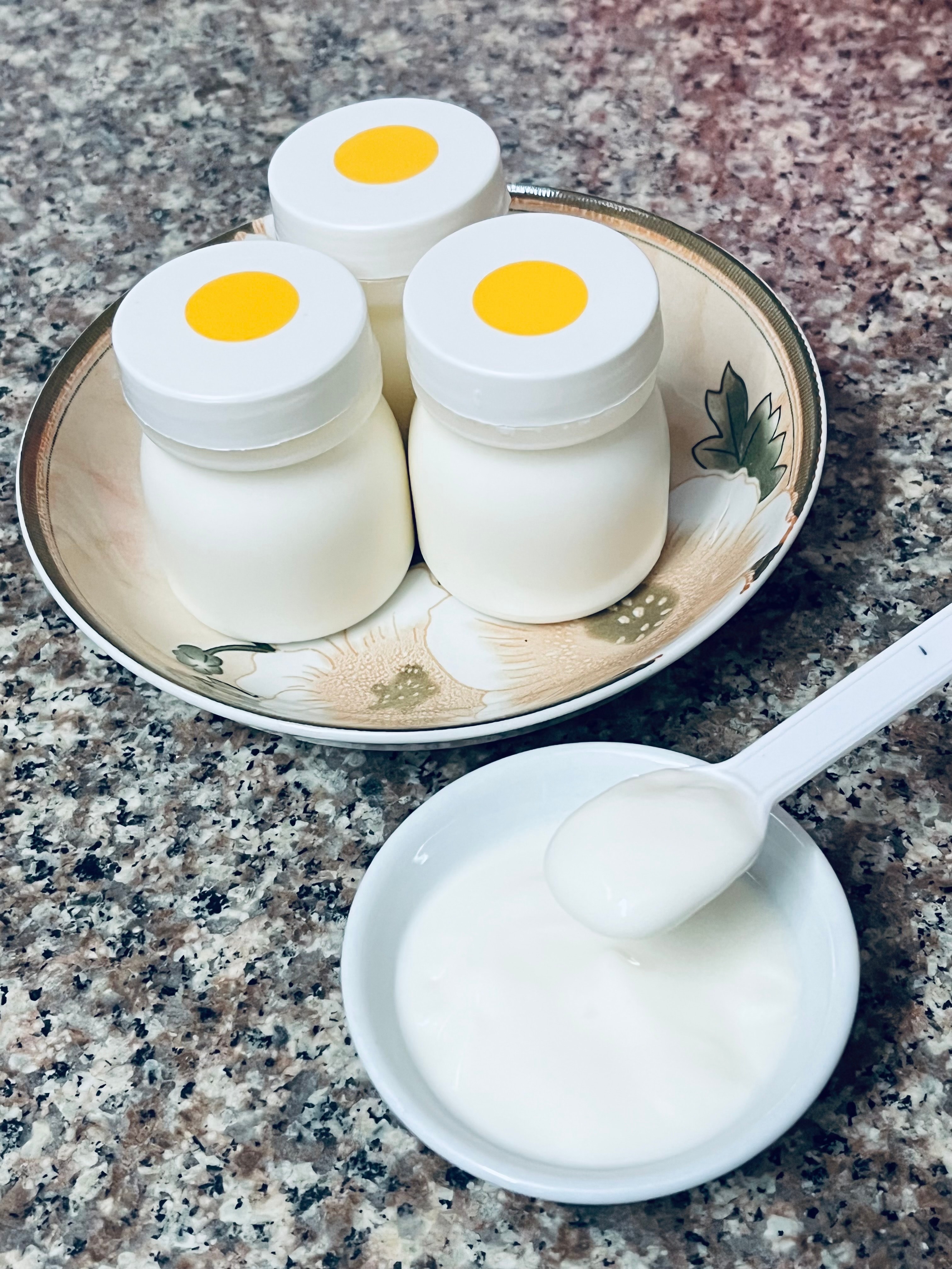 Hình ảnh Sữa chua dẻo vị phô mai - hũ 80ml