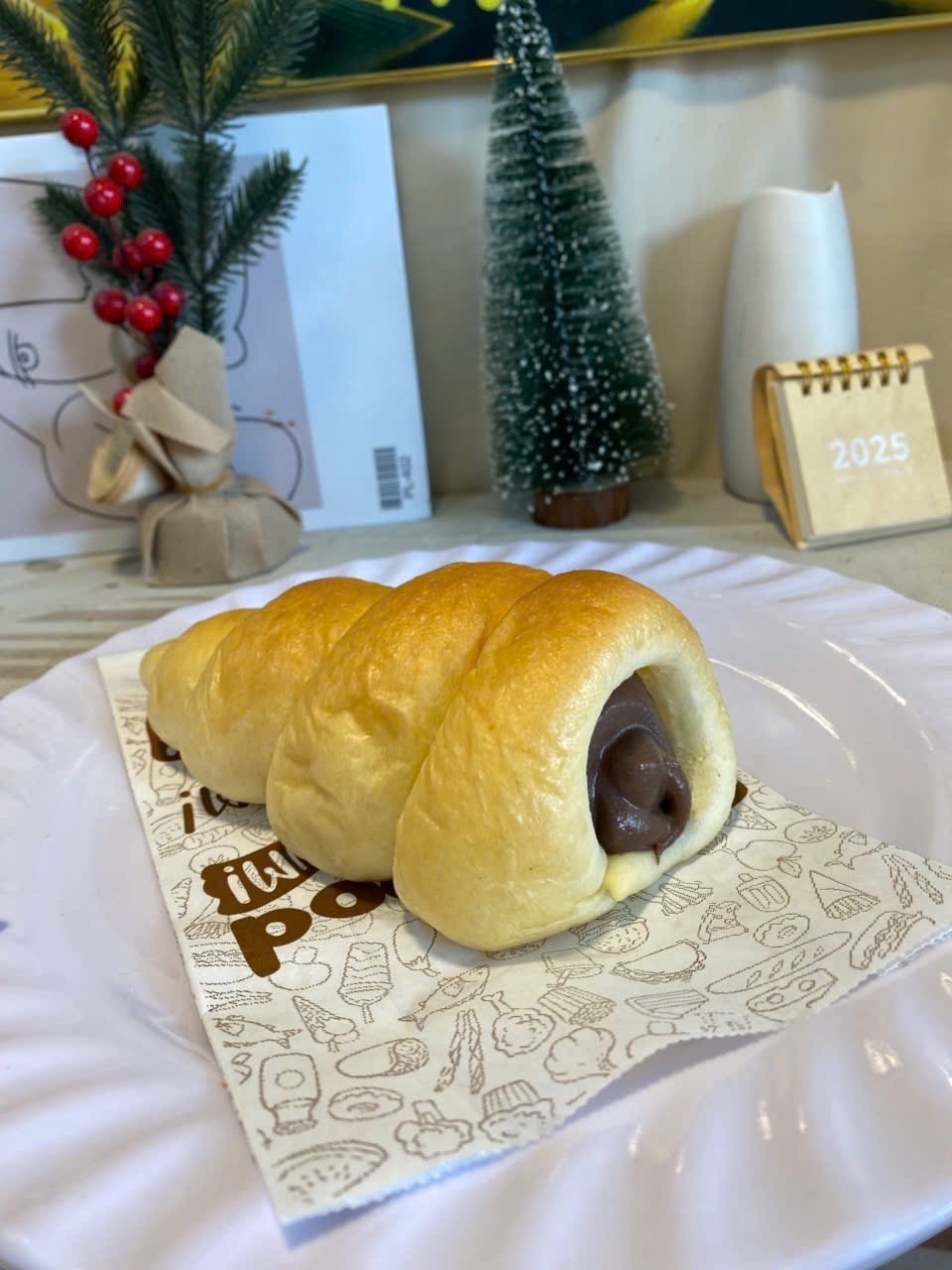 Hình ảnh Bánh Ốc kem socola 