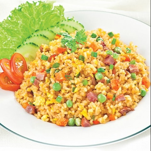 Hình ảnh Cơm Chiên Dương Châu + Đùi Gà Xối Mỡ