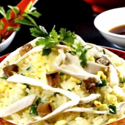 Hình ảnh Cơm chiên gà xé