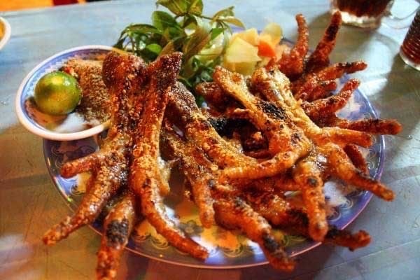 Hình ảnh Chân gà nướng muối ớt
