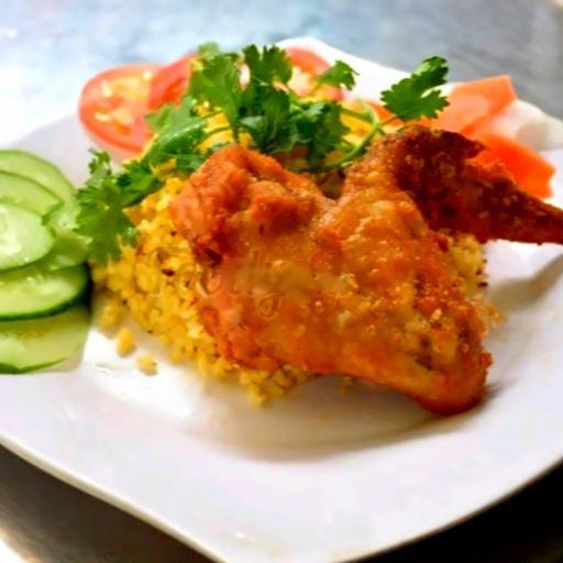 Hình ảnh Cơm cánh gà - canh rau thịt bằm