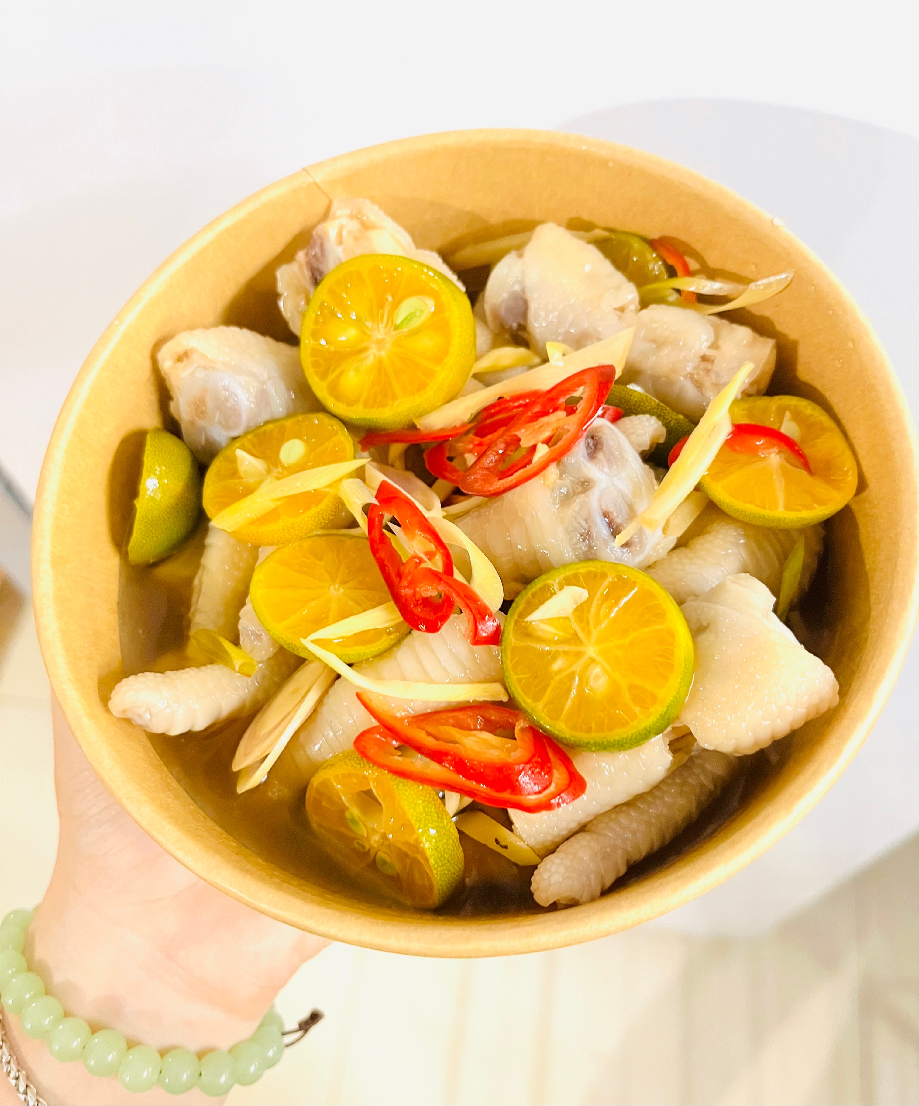 Hình ảnh Chân Gà Sả Tắc