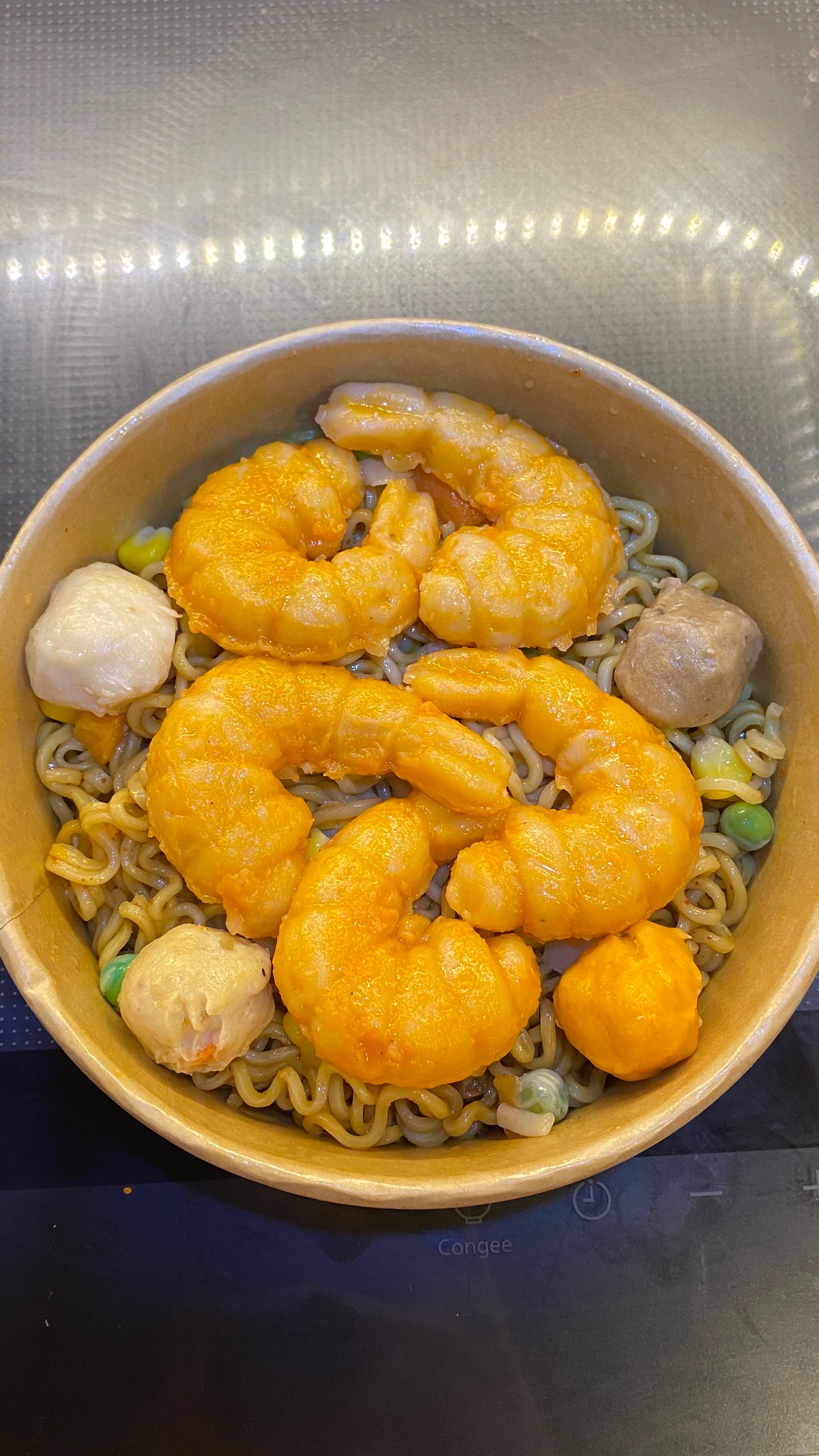 Hình ảnh Mì indo rau củ tôm surimi