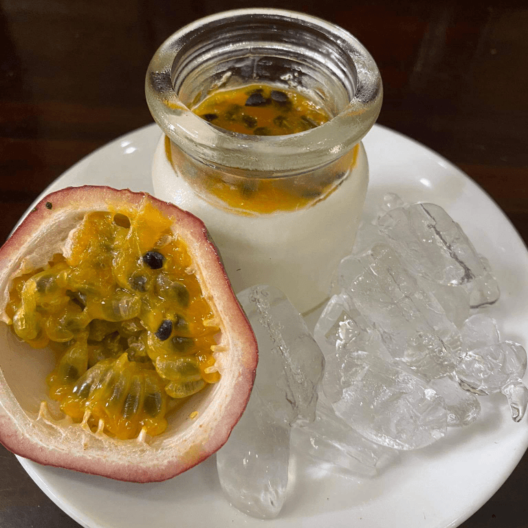 Hình ảnh sữa chua chanh dây 