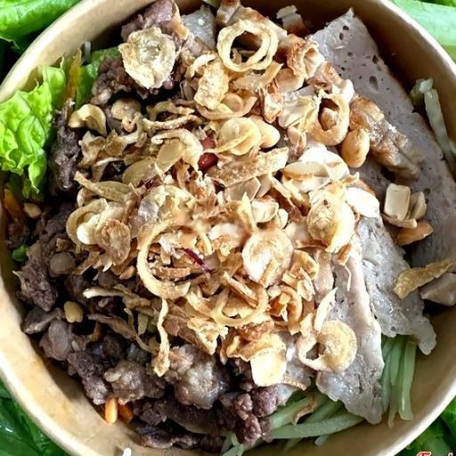 Hình ảnh Bún trộn bò - nem nướng