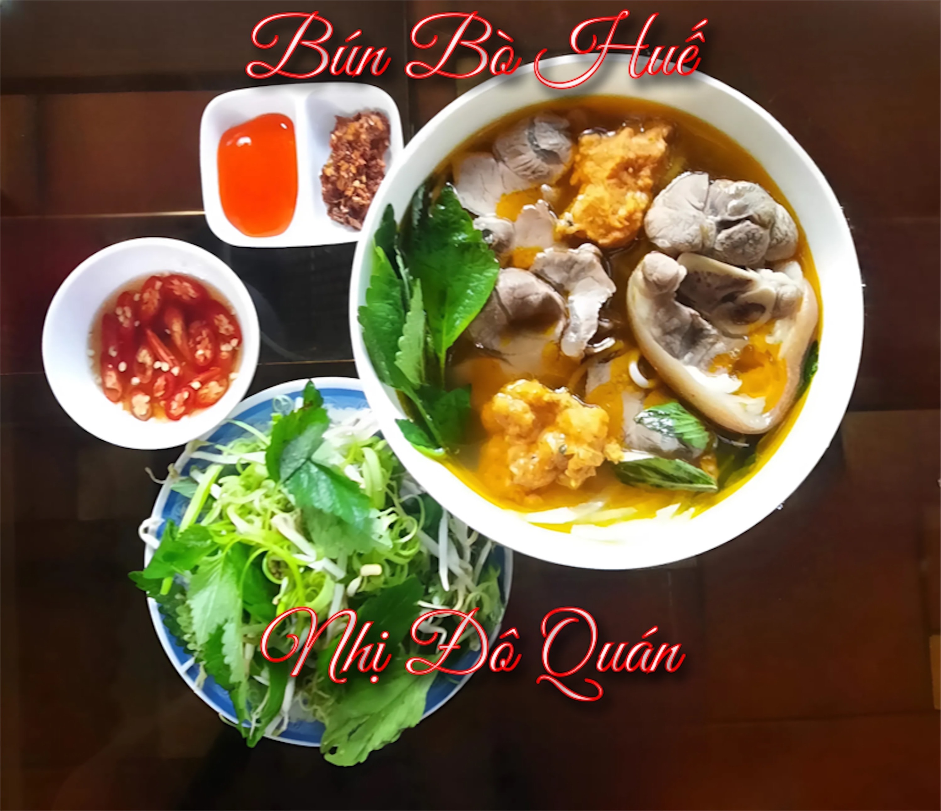 Hình ảnh Bún Bò Huế Tô Đầy Đủ 