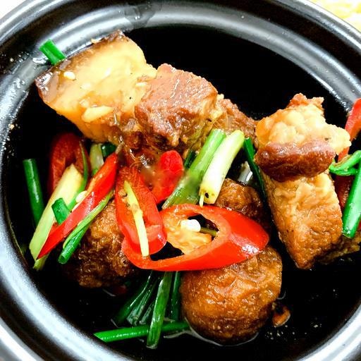 Hình ảnh Cơm Thịt Kho Trứng Cút