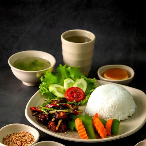 Hình ảnh Cơm Thịt Rang Cháy Cạnh