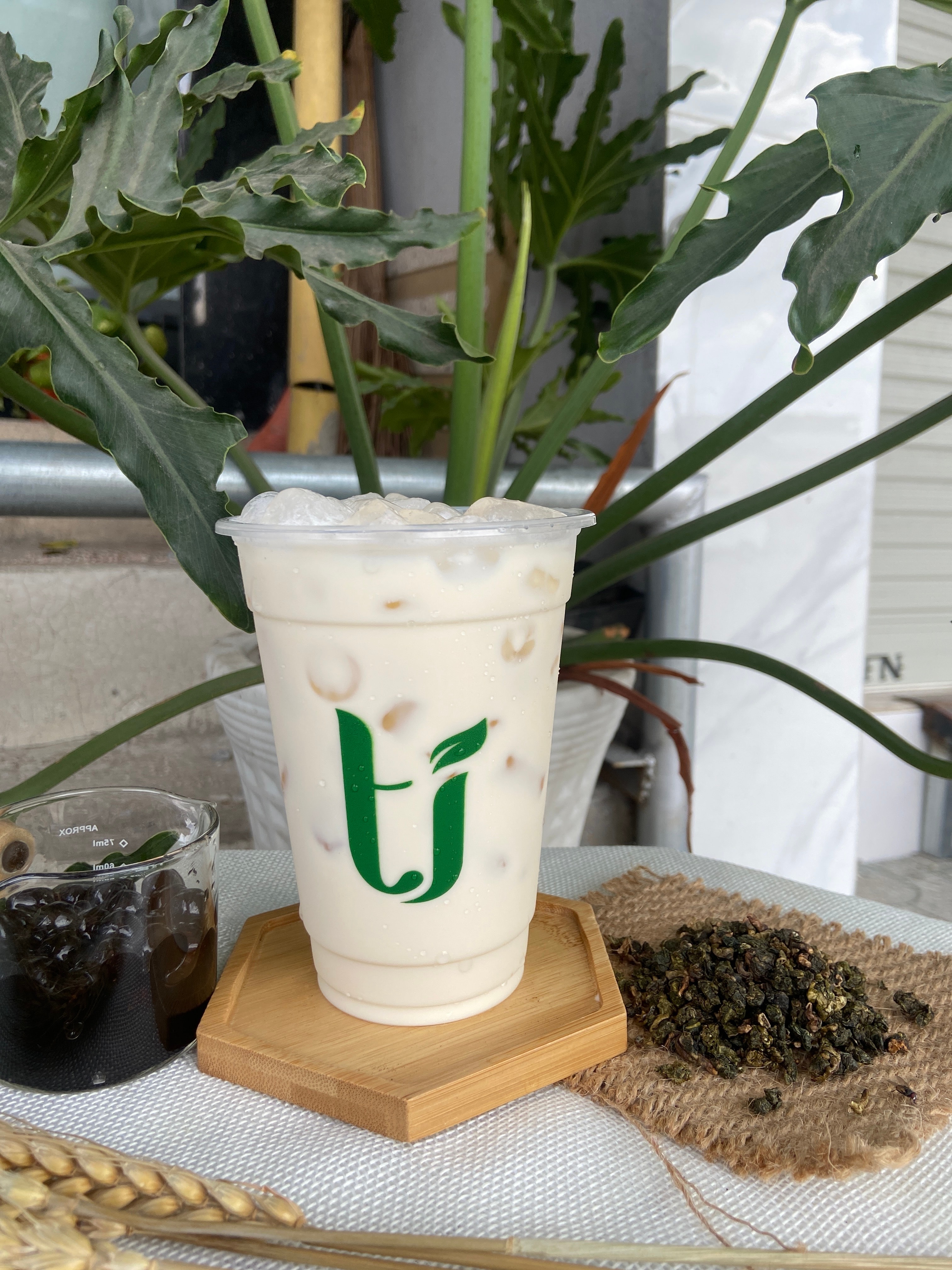Hình ảnh Trà sữa Oolong Hoàng Kim - M 500ml