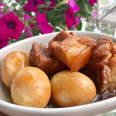 Hình ảnh cơm thịt kho trứng