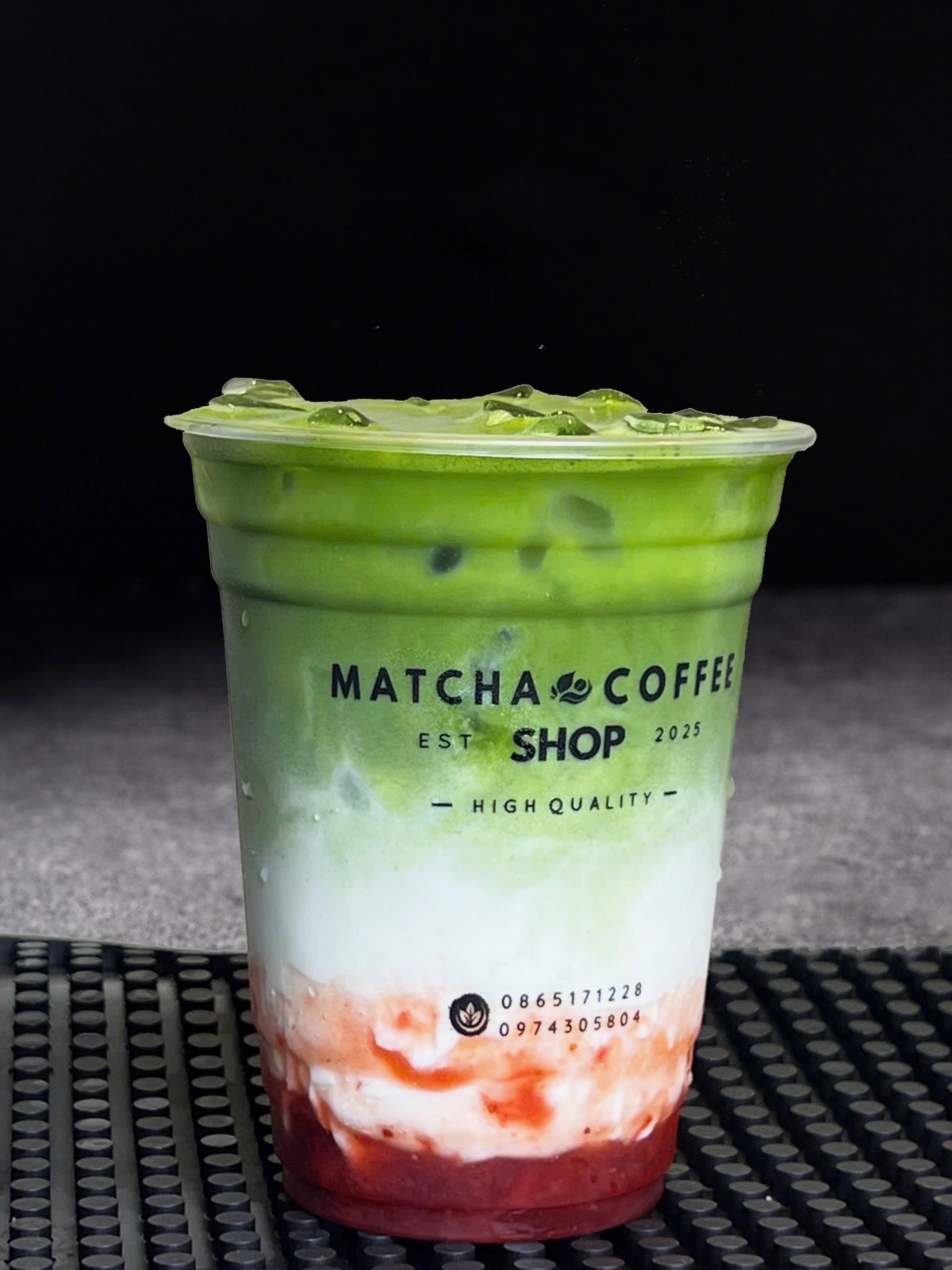 Hình ảnh Matcha dâu xoá mọi lo âu