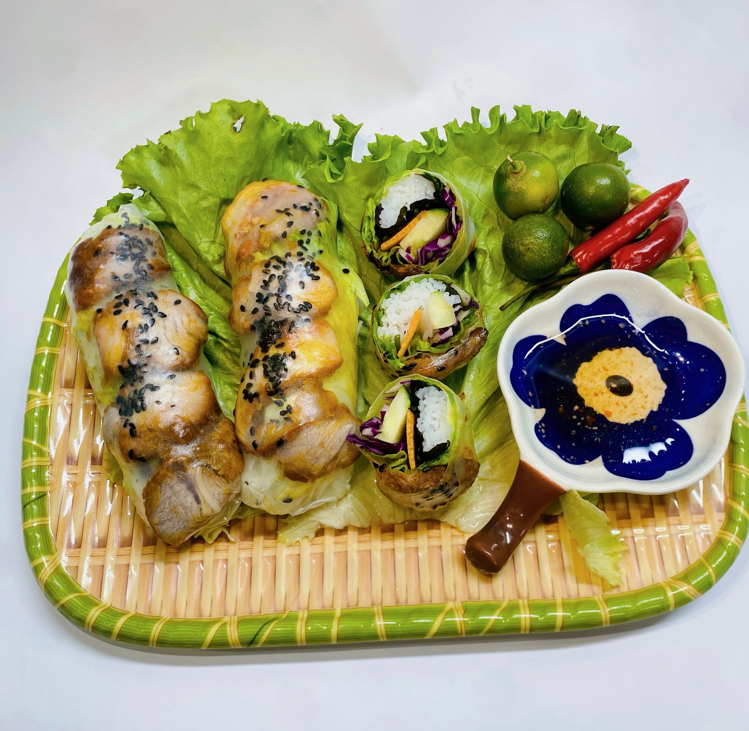 Hình ảnh 3 gỏi cuốn xá xíu 
