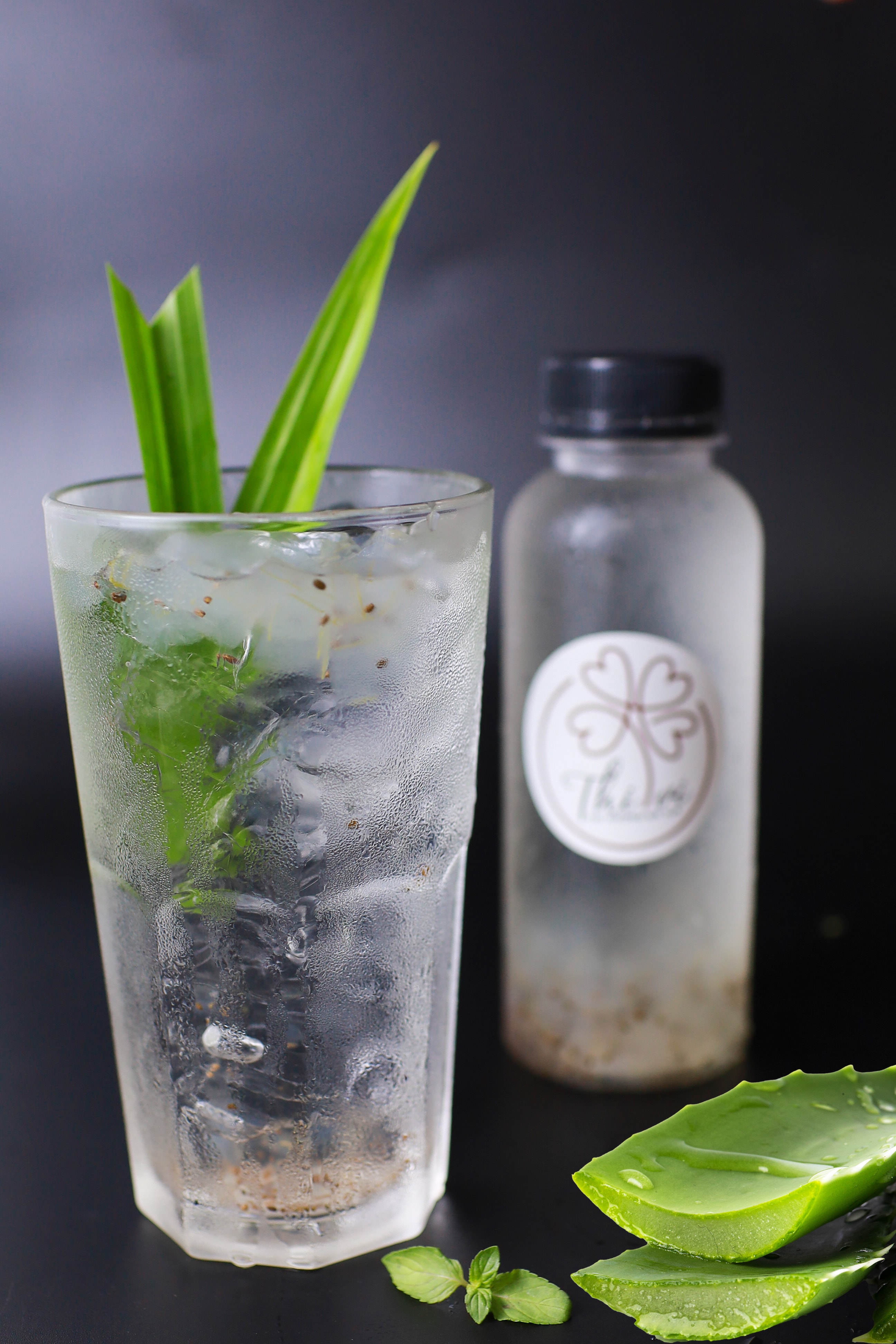 Hình ảnh Nha đam hạt chia