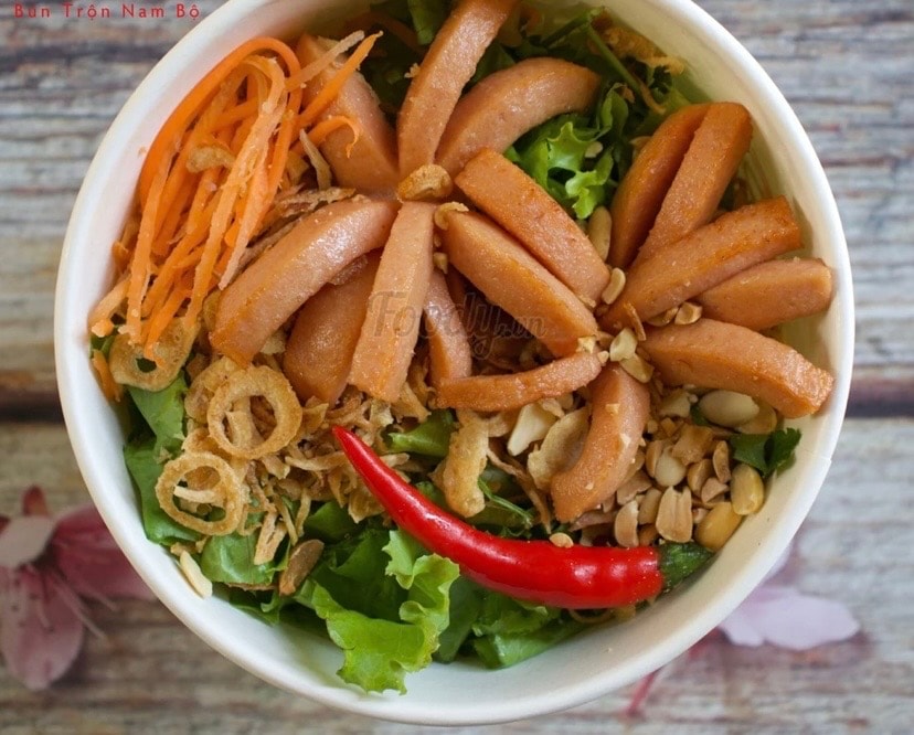Hình ảnh bún Trộn xúc xích
