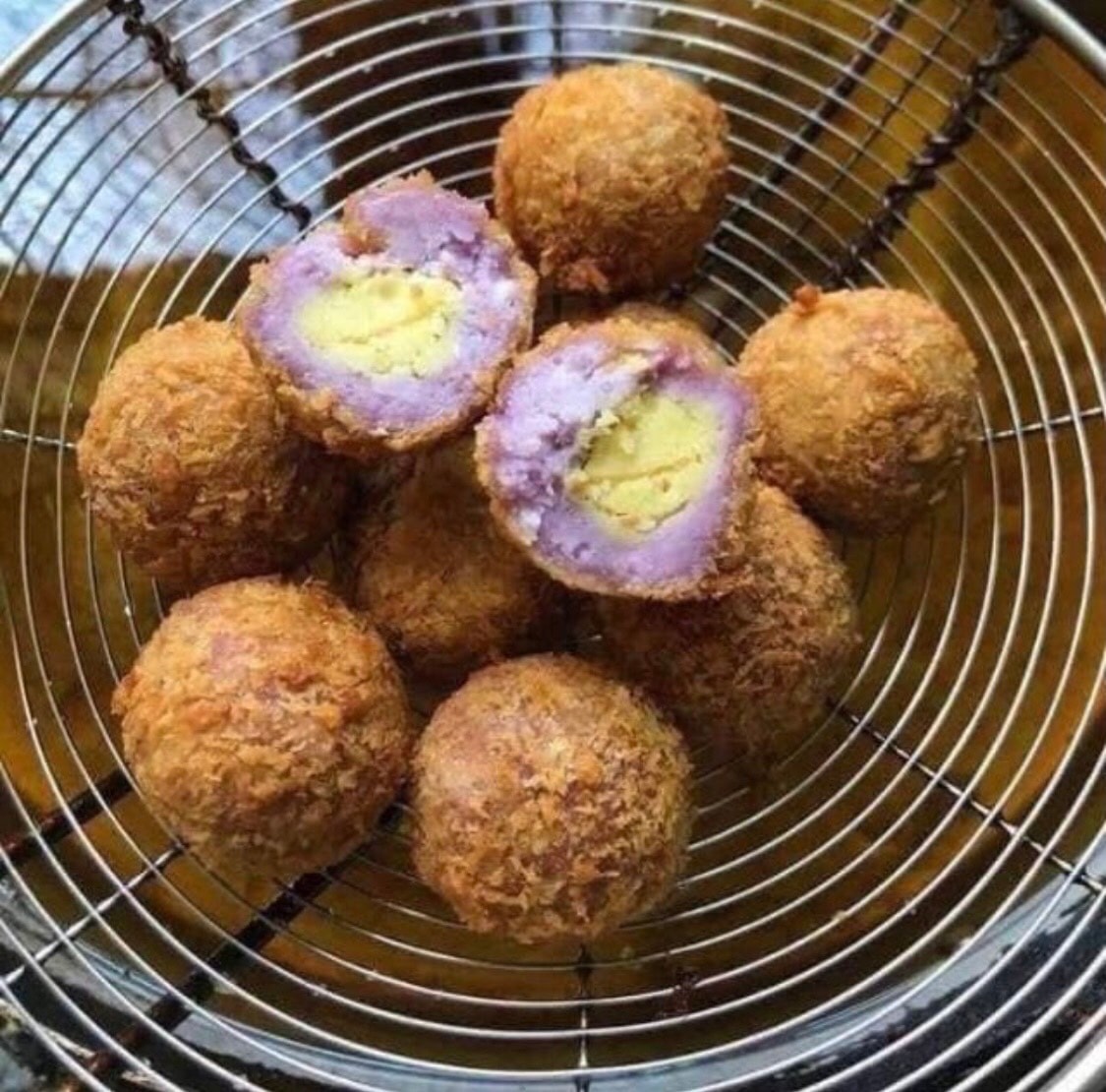 Hình ảnh Khoai môn lệ phố - 3 cái