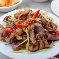 Hình ảnh Cơm Gà Cựa Xào Lăn
