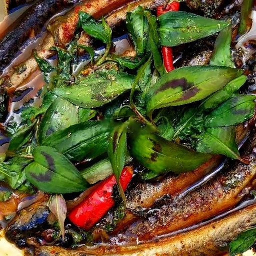 Hình ảnh Cá Kèo Om Rau Răm ( Cơm Chiên)