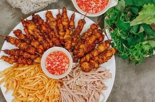Hình ảnh Sụn gà chiên nước mắm