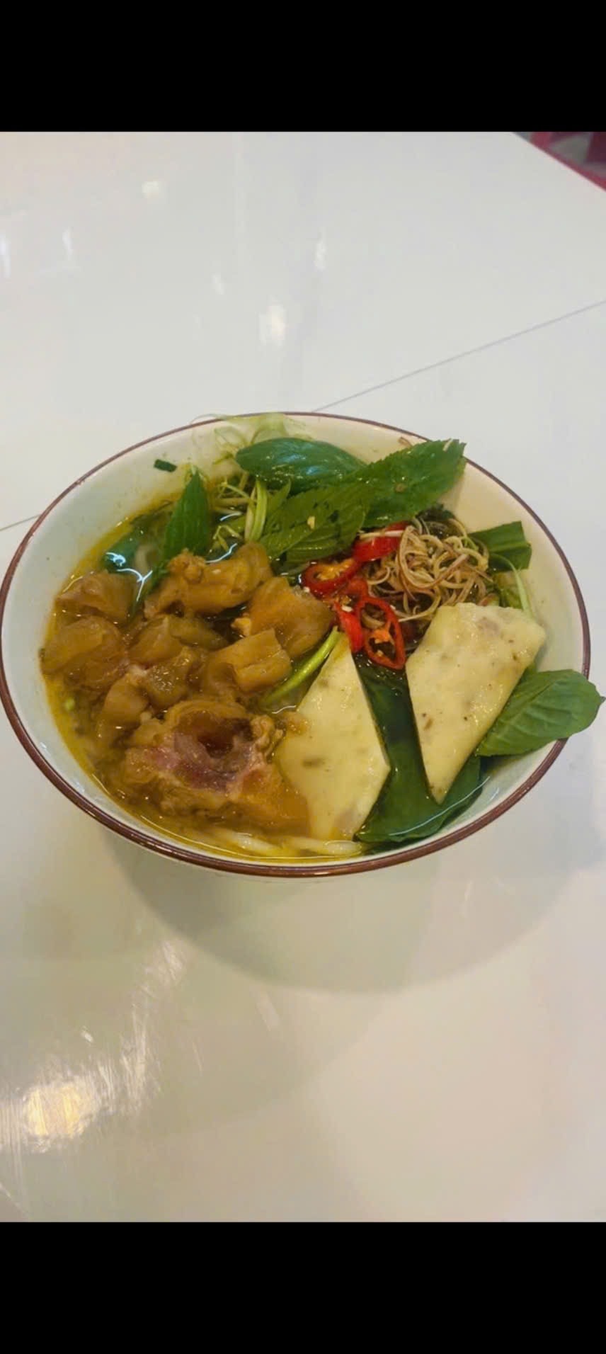 Hình ảnh BÚN BÒ GIÒ CHẢ 