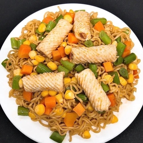 Hình ảnh Mì trộn indomie mực xoắn