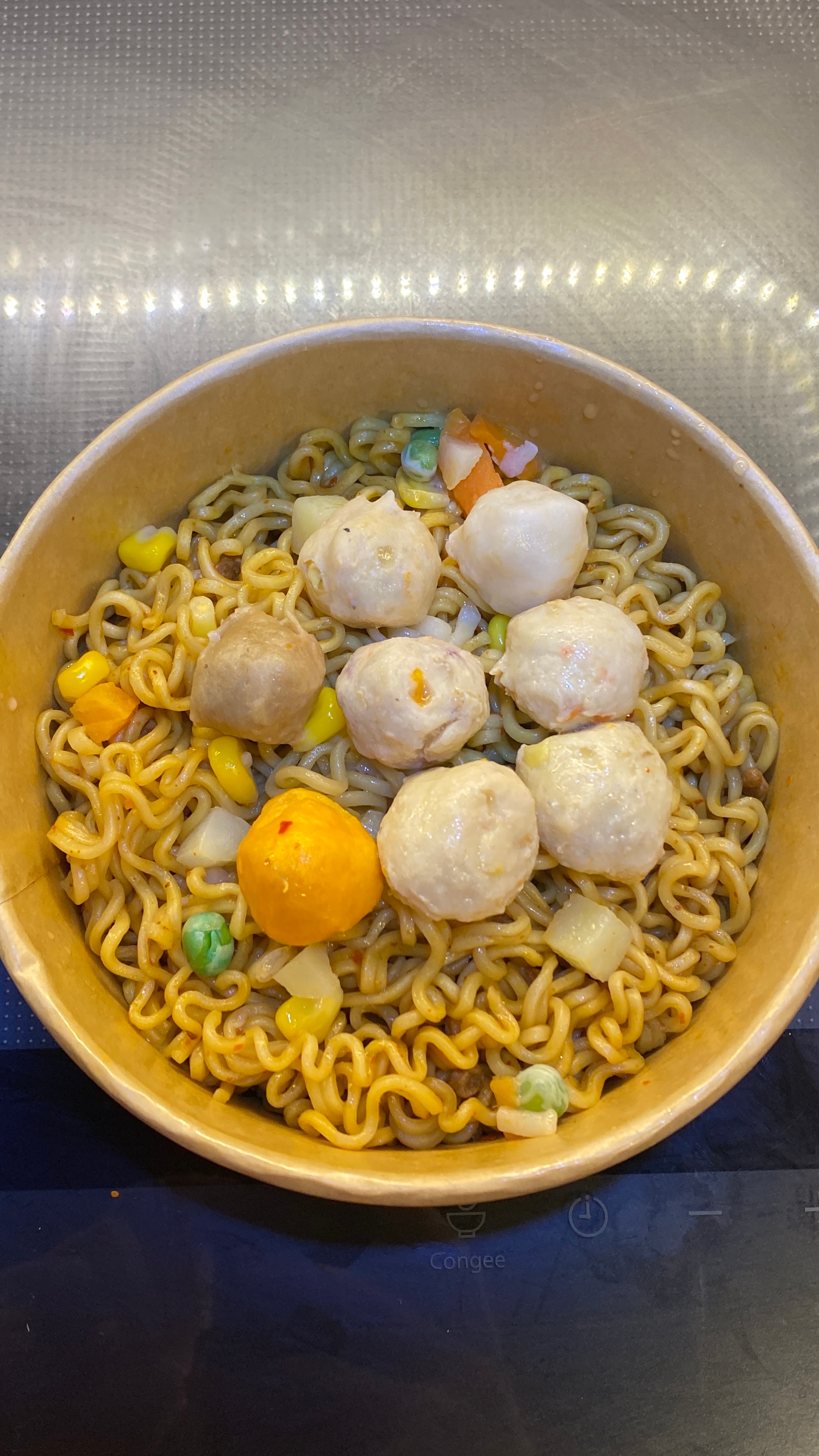 Hình ảnh Mì indo rau củ viên