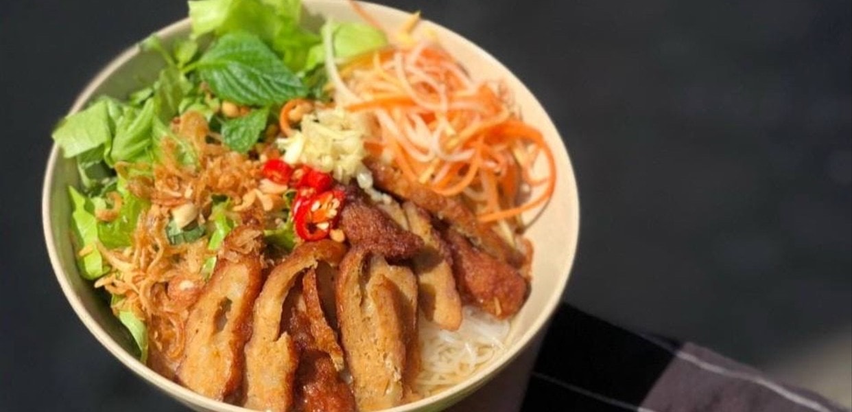 Hình ảnh BÚN TRỘN NEM LỤI ⭐️