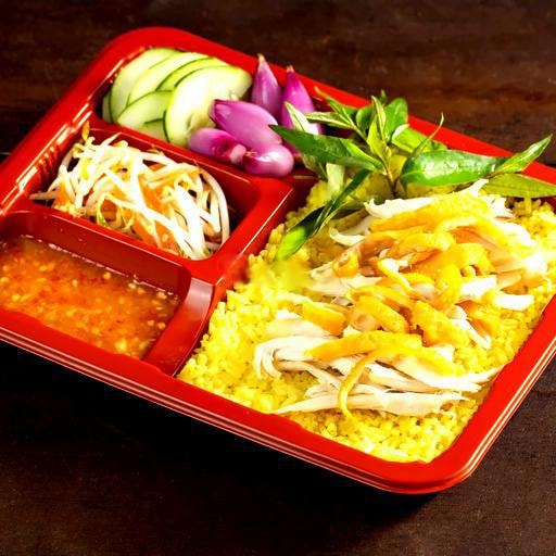Hình ảnh Cơm Gà Xé + CoCa