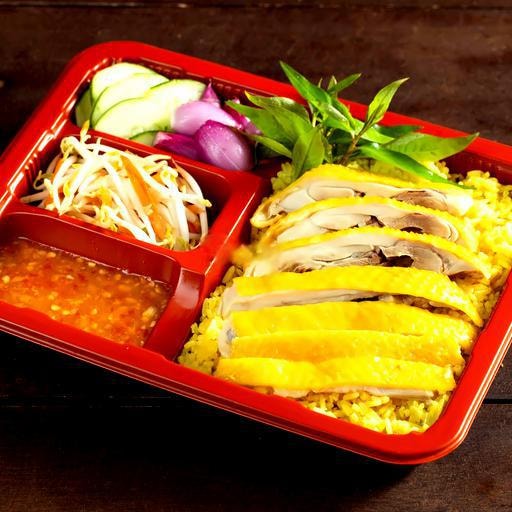 Hình ảnh Cơm Gà Má Đùi + CoCa