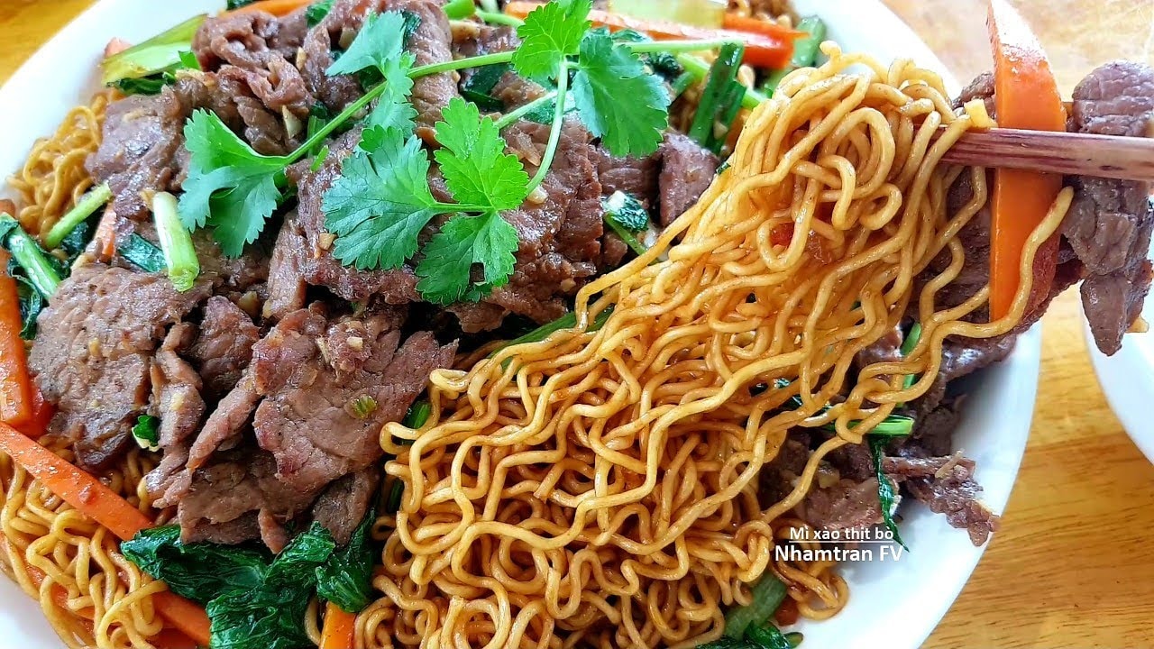 Hình ảnh Mì Giòn Xào Bò