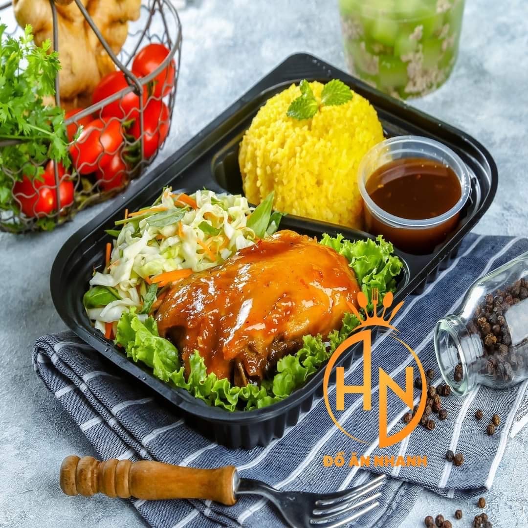 Hình ảnh Cơm Rang Đùi Gà Sốt