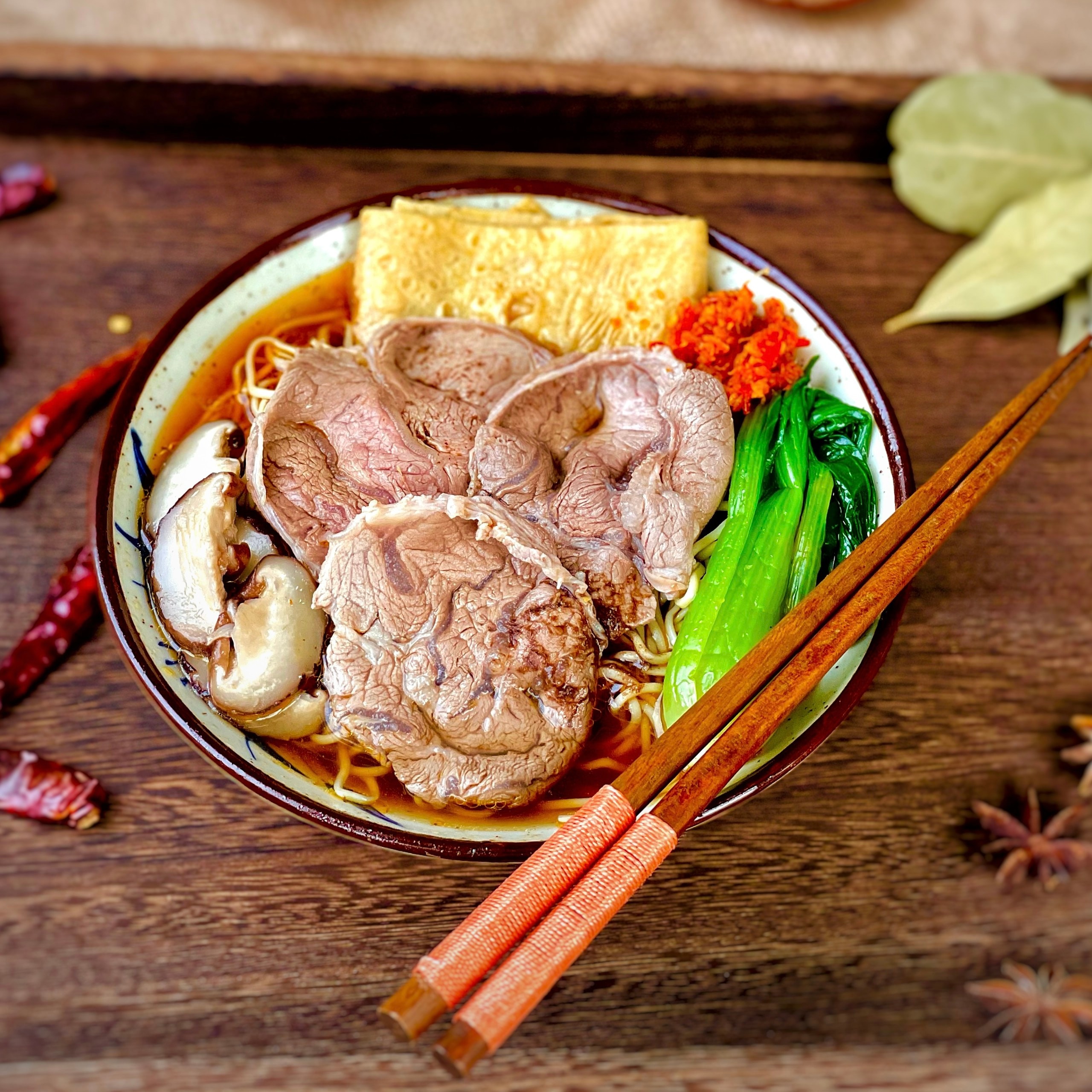 Hình ảnh Mì bắp hoa bò Gia Nã Đại