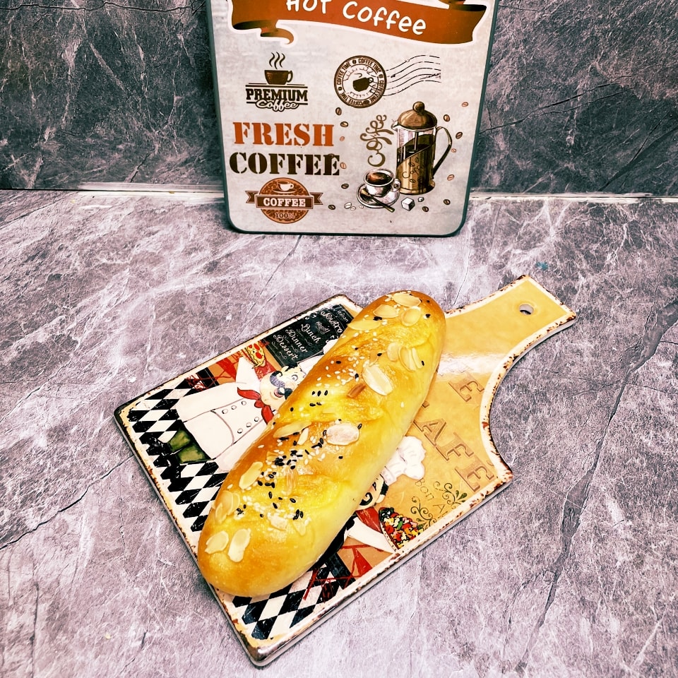 Hình ảnh Bánh mì bơ sữa
