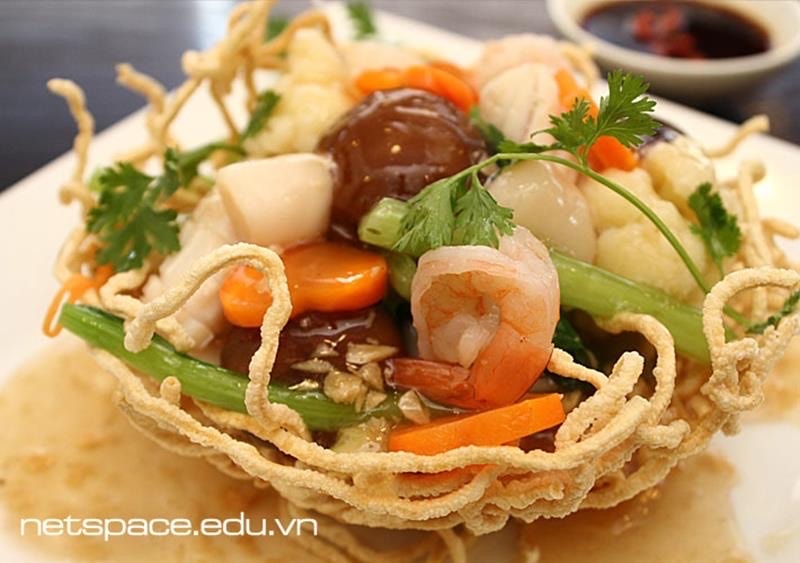 Hình ảnh Mỳ giòn xào hải sản