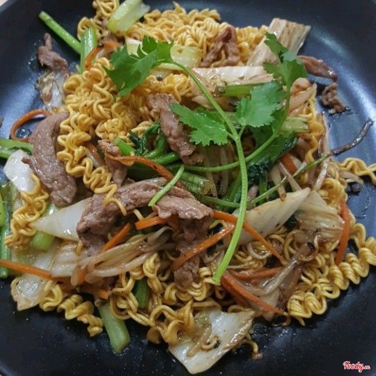 Hình ảnh Mì xào bò
