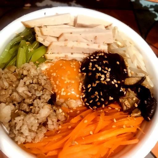 Hình ảnh Cơm Trộn Bimbimbap Giòn - Có 1 lớp cháy