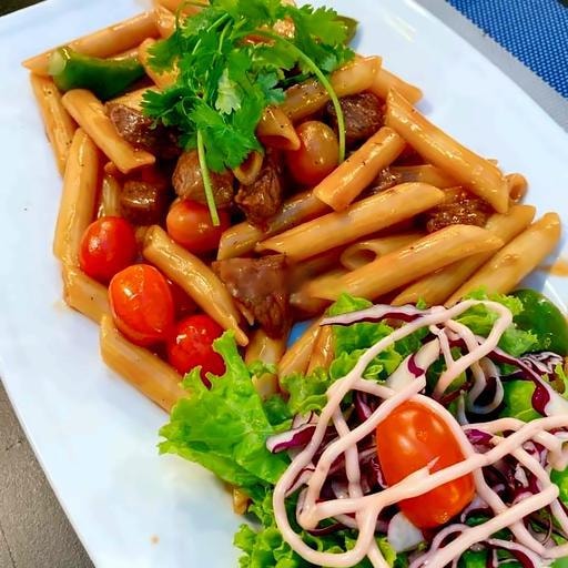 Hình ảnh Nui Ý xào bò lúc lắc